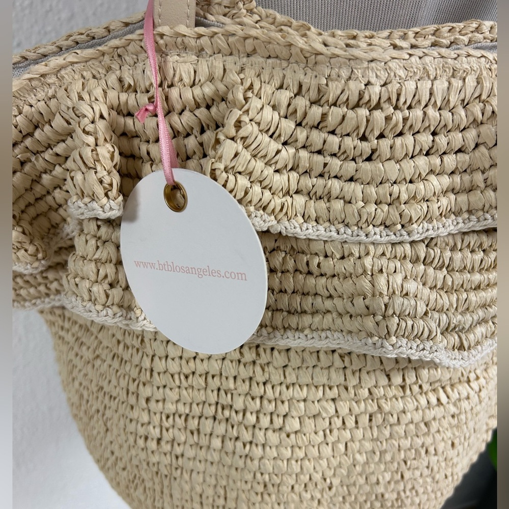 BTB LOS ANGELES Large JOEY Straw Tote Bag Natural NWT - Picture 10 of 10
